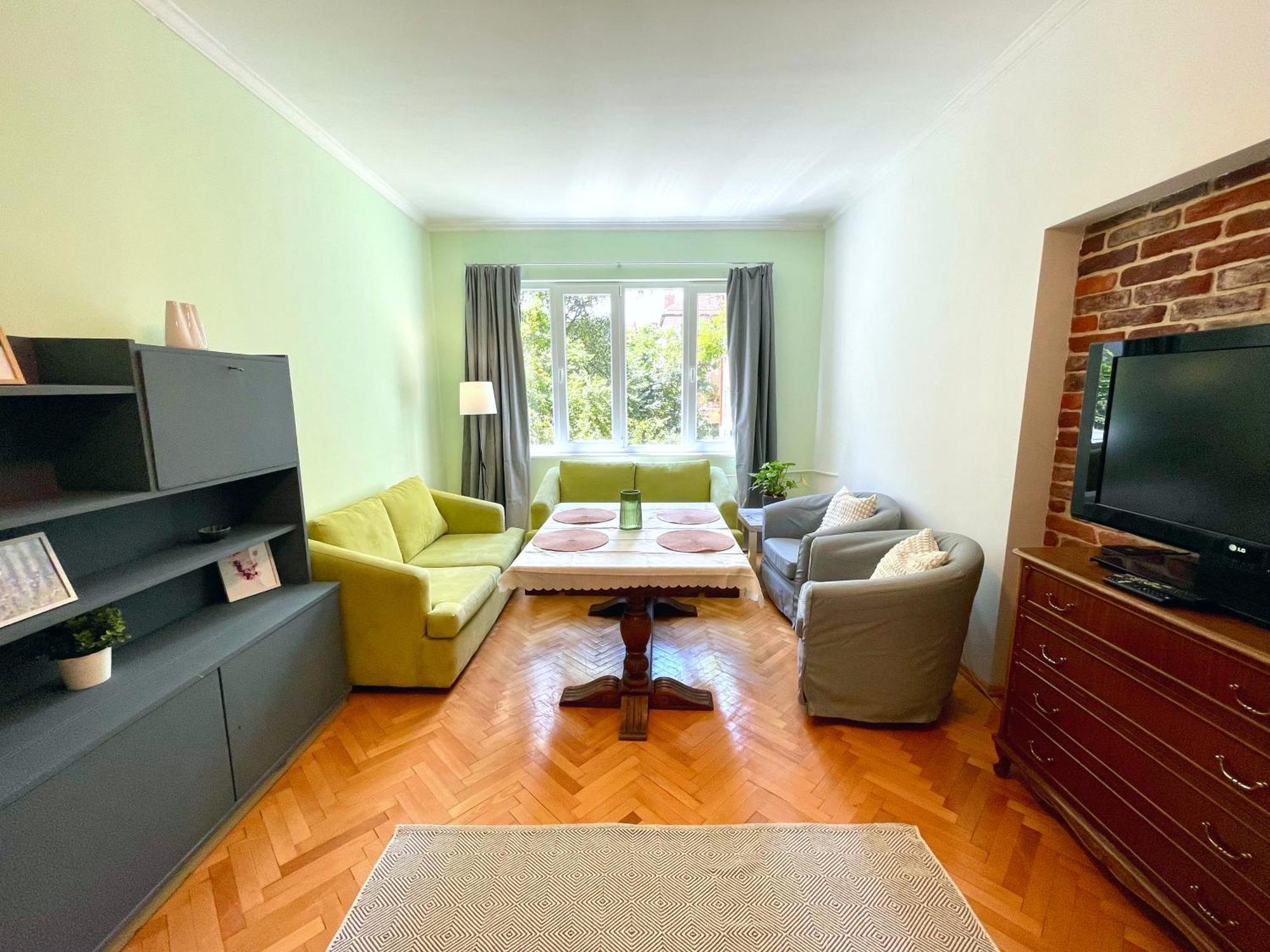 Bohemian Bright & Calm 2Br - Top Center - Private Balcony 소피아 외부 사진