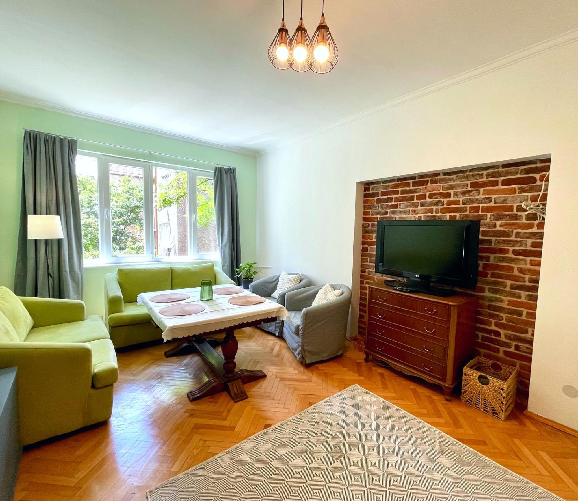 Bohemian Bright & Calm 2Br - Top Center - Private Balcony 소피아 외부 사진